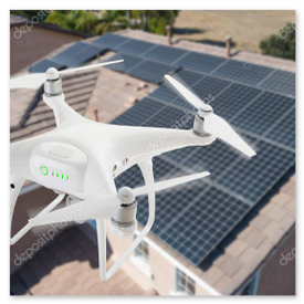 屋根の全景を安全距離から撮影した空撮写真